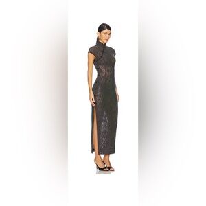 Charlotte Dress
By Sau Lee
Worn once.